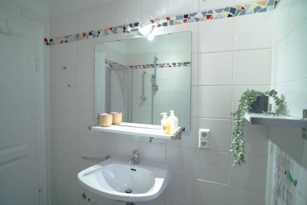 Cosy And Spacious Apartment In The Heart Of Innsbruck Bagian luar foto